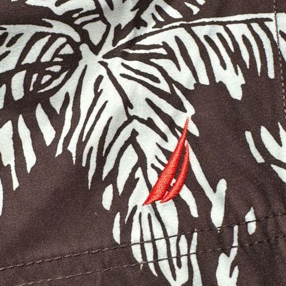 Nautica Men's Swim Trunks, Navy & White Tropical Print Beach Shorts Size XL NWT - Picture 7 of 12